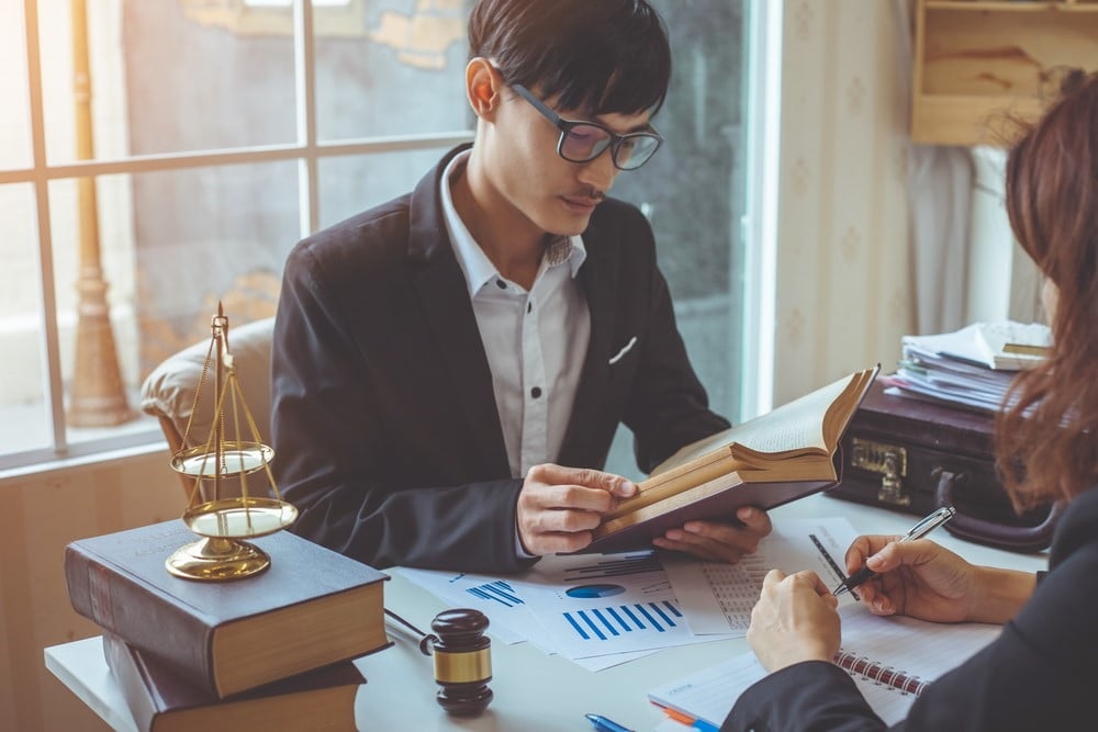 5 Ways to Work Effectively with Your Lawyer - Anti Crime Law